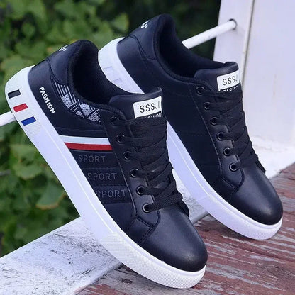 أحذية رياضية رجالية كاجوال أحذية مسطحة للرجال أحذية Zapatillas Hombre خفيفة الوزن من جلد البولي يوريثان قابلة للتنفس أحذية رياضية بيضاء للرجال
